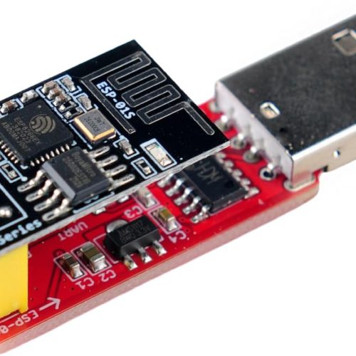 Module adaptateur série CH340G avec 4 Mo de mémoire Flash et un débit de 115 200 bauds,